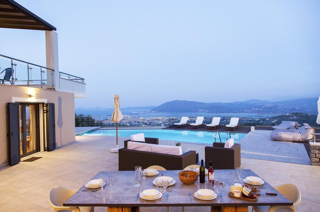 Alivia Lefkas Luxury Villas Apolpaina ภายนอก รูปภาพ