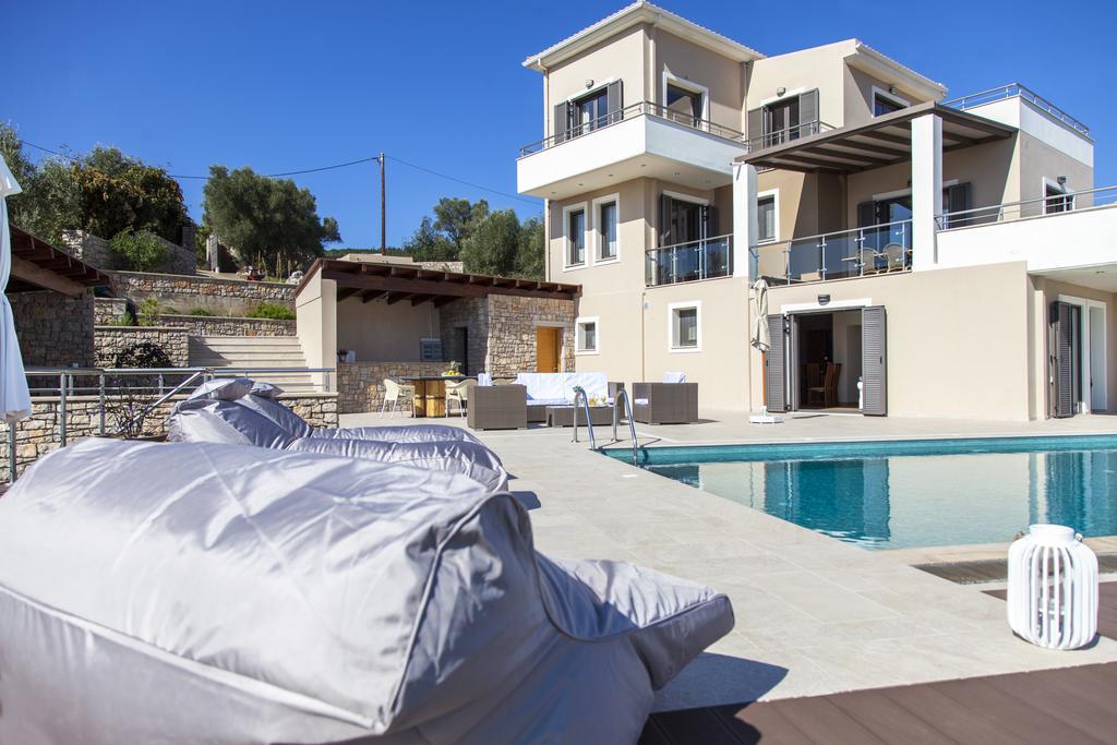 Alivia Lefkas Luxury Villas Apolpaina ภายนอก รูปภาพ