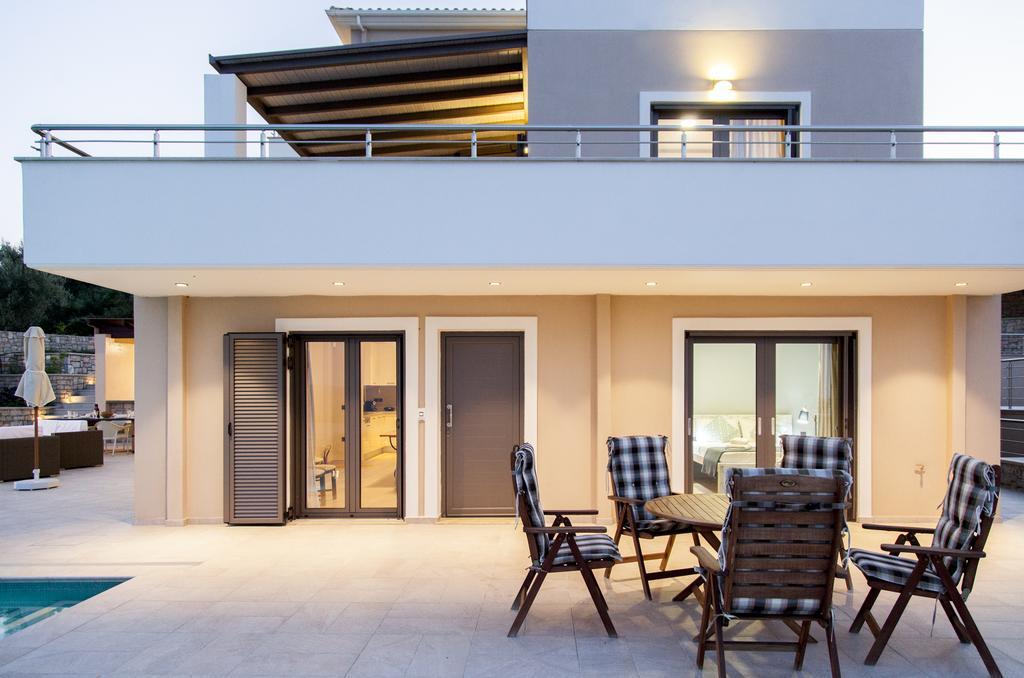 Alivia Lefkas Luxury Villas Apolpaina ภายนอก รูปภาพ