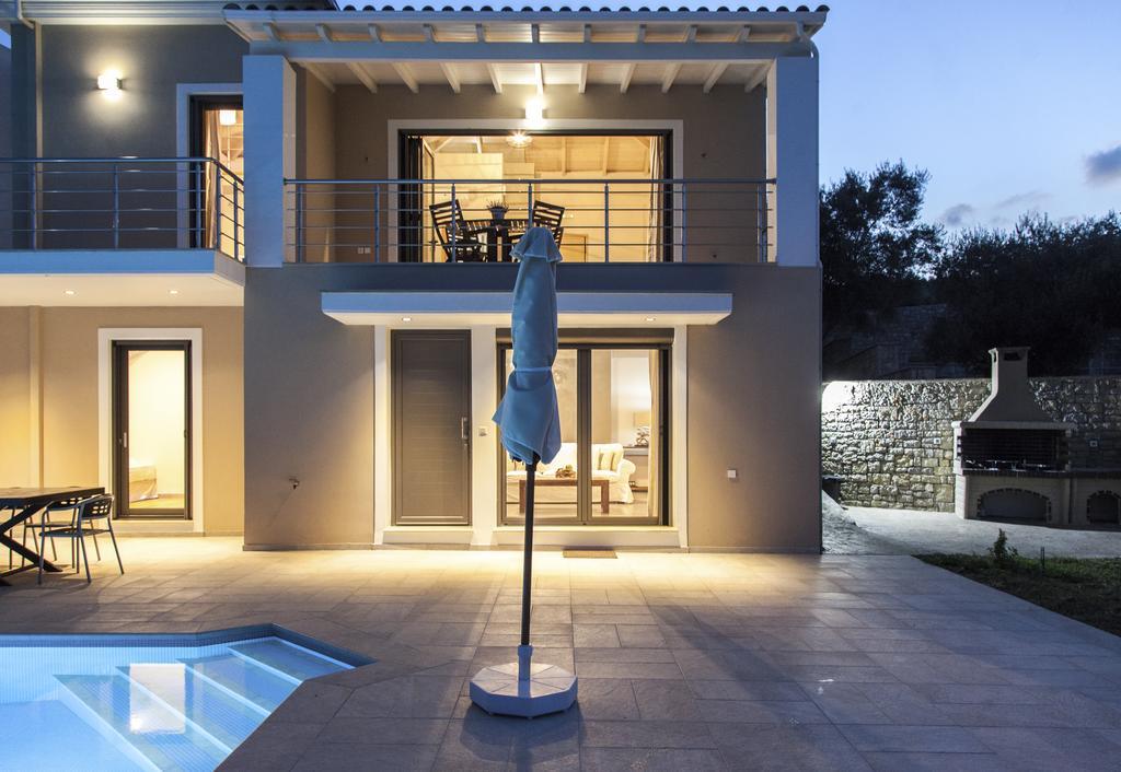 Alivia Lefkas Luxury Villas Apolpaina ภายนอก รูปภาพ