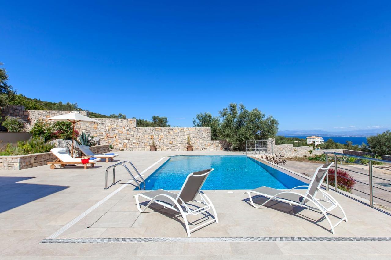 Alivia Lefkas Luxury Villas Apolpaina ภายนอก รูปภาพ