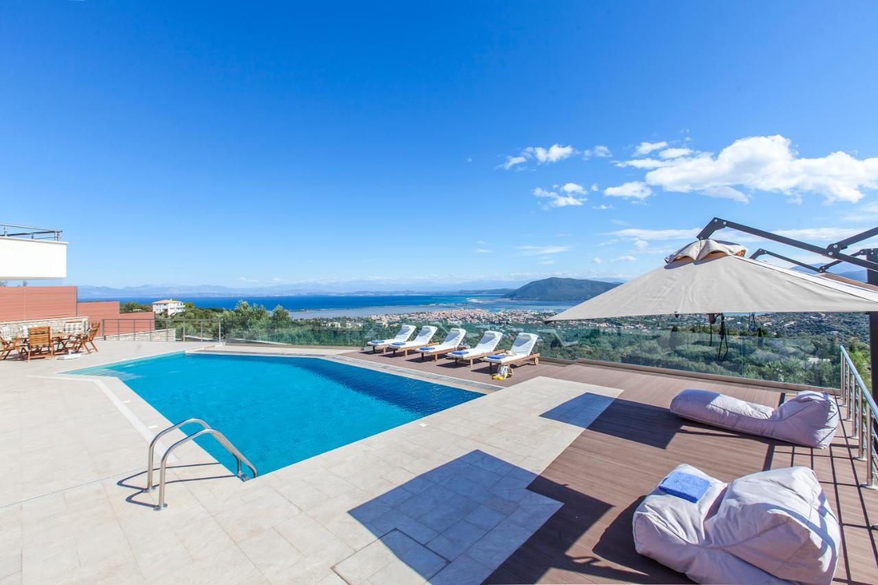 Alivia Lefkas Luxury Villas Apolpaina ภายนอก รูปภาพ