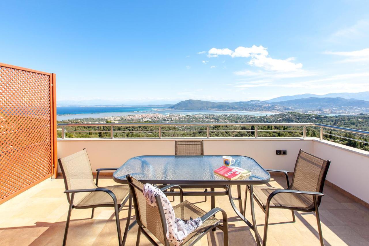 Alivia Lefkas Luxury Villas Apolpaina ภายนอก รูปภาพ